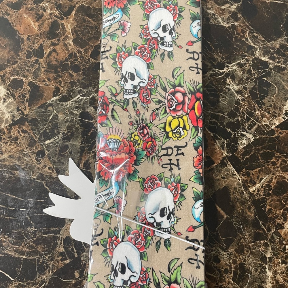 Ed Hardy Skull and Roses Multicolor nylons.Small.New. - Picture 2 of 5
